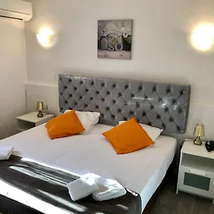 Hotel Le Castelet, Saintes-Maries-de-la-Mer